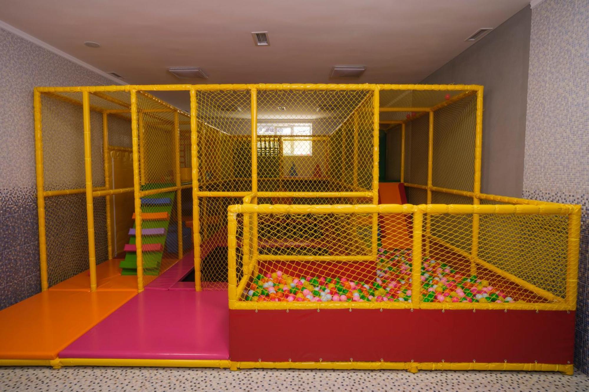 Kasimir Resort Hotel & Spa Μπούκοβελ Εξωτερικό φωτογραφία